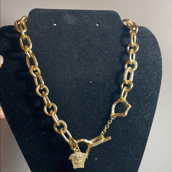 Versace Jewelry - Elegant Gold Chain Necklace with Crystal Accents VERSACE STYLE